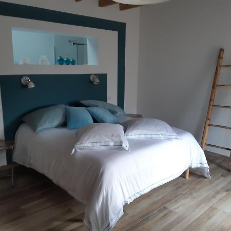 Hotel Les Ronzières Saint-Paul-d'Uzore Esterno foto